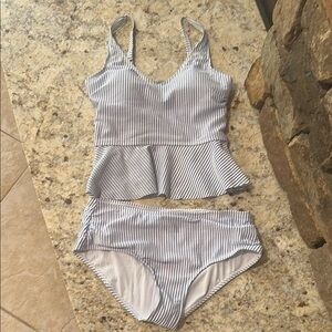 Women’s Ruffle Butts Peplum Tankini Set - M